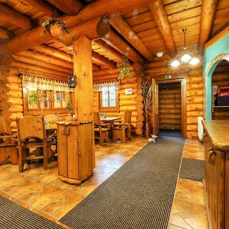 Srub Karolina 3* Дештне в Орлицких горах